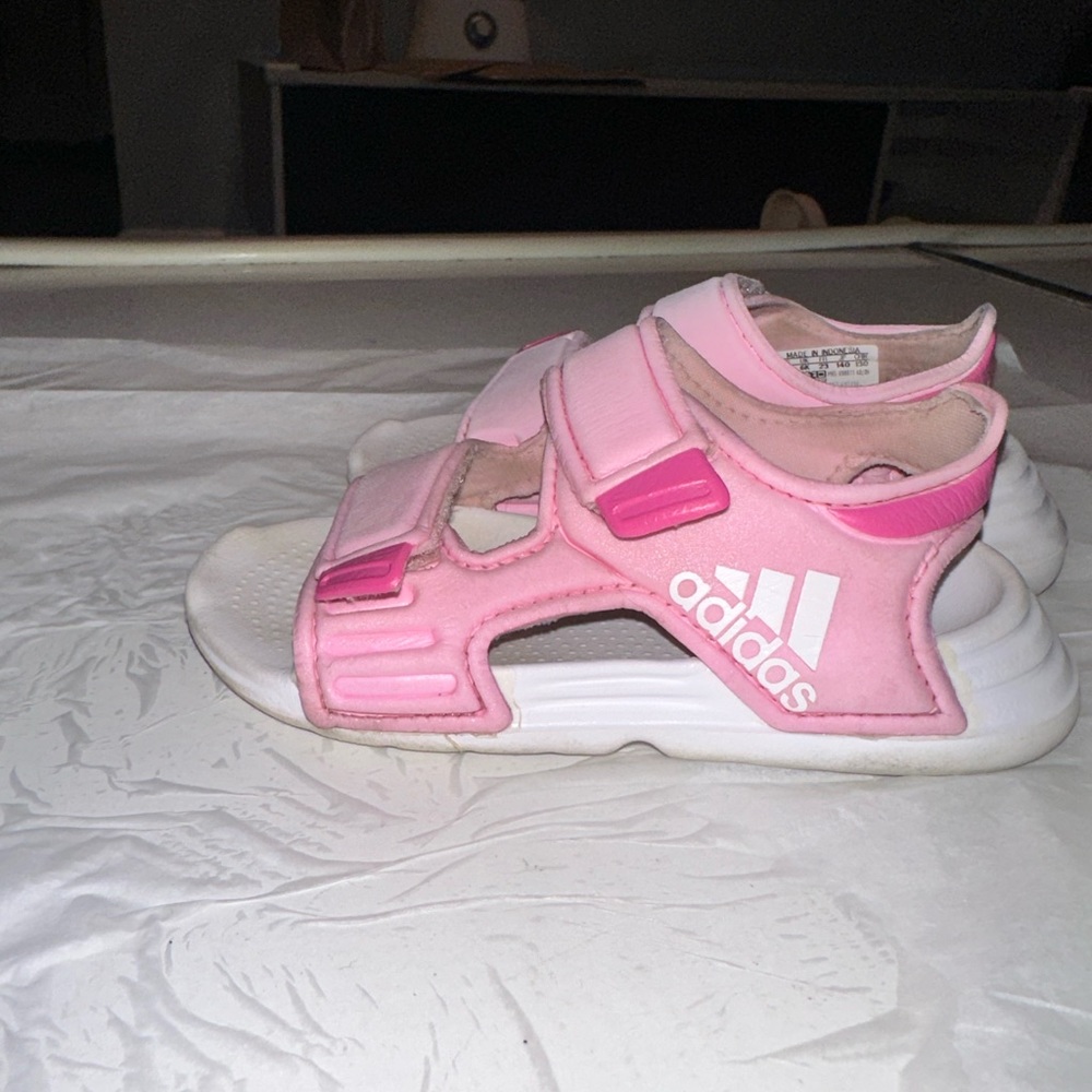 Addidas kids sandals